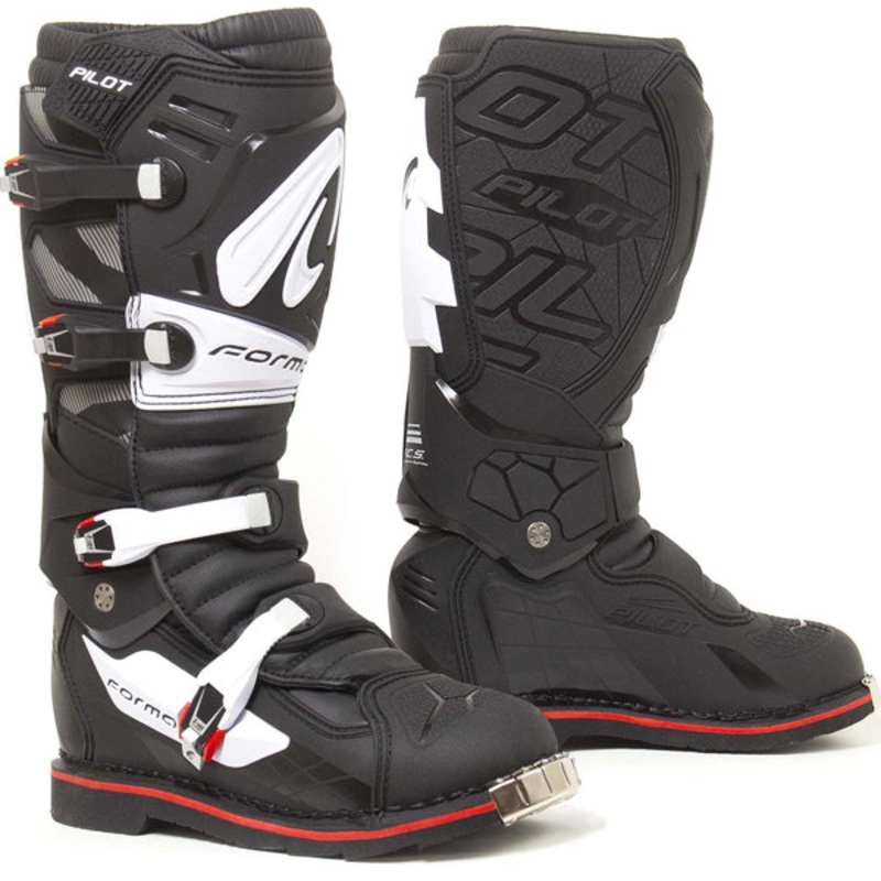 Forma – Pilot FX Boot