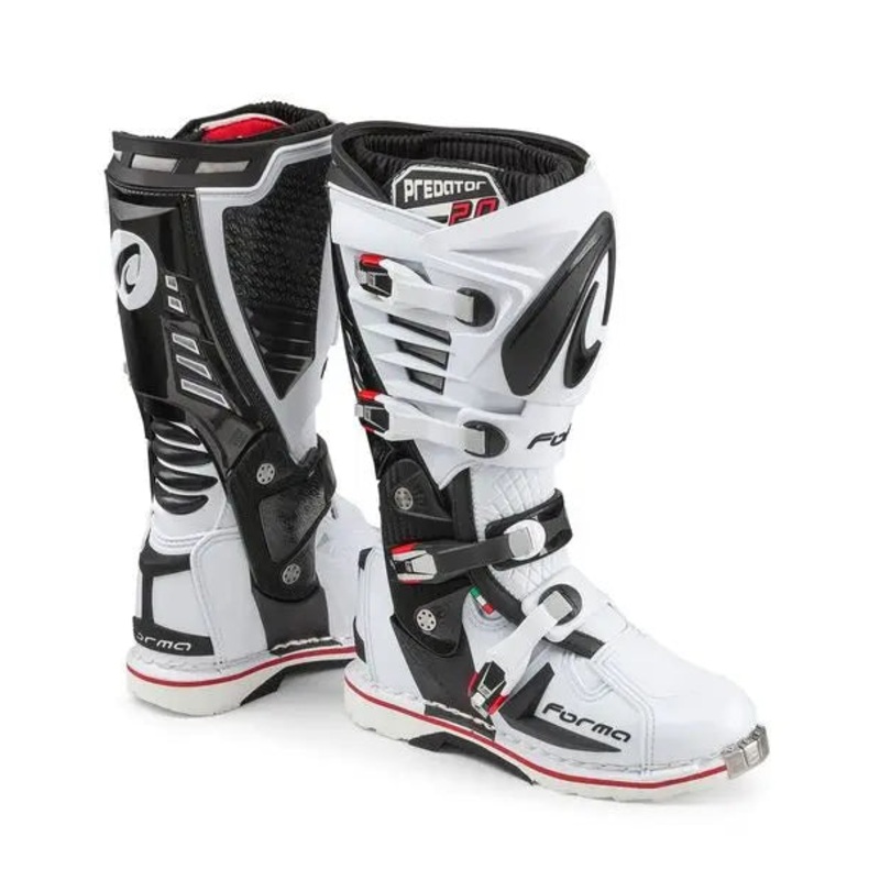 Forma Predator 2.0 Boots White