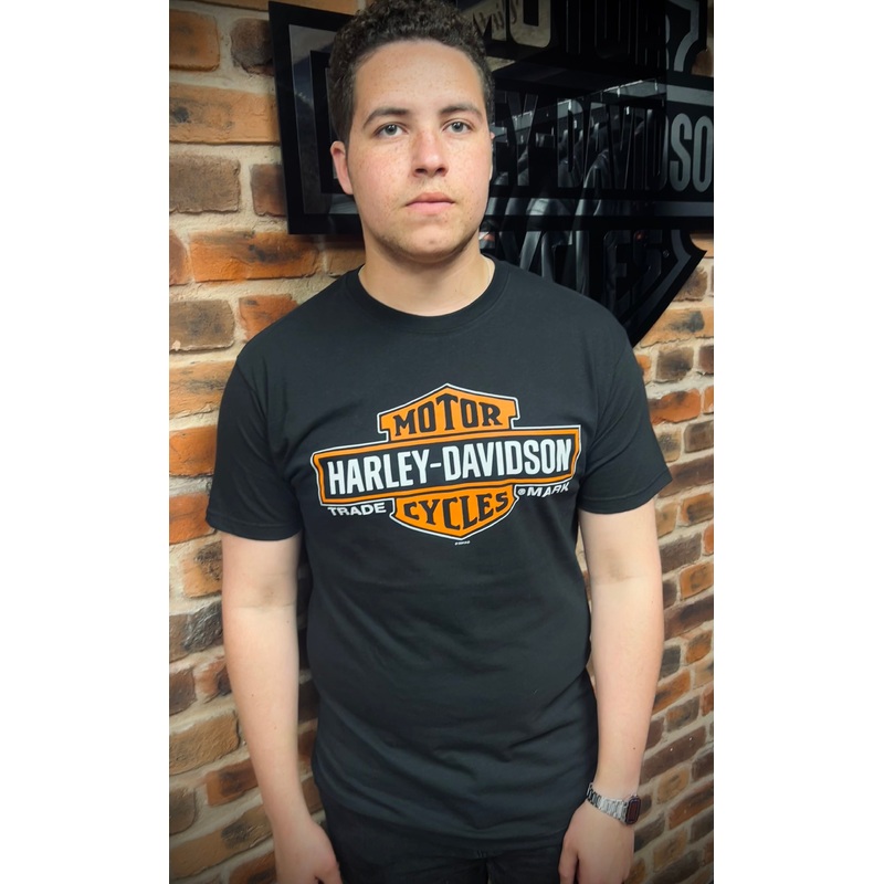 Genuine Leeds Harley-Davidson Dealer T-shirt ‘Elongated B&S on Black’ 40291547