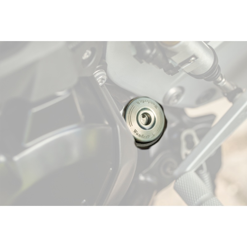 BMW Motorrad Ergonomics – Oil plug