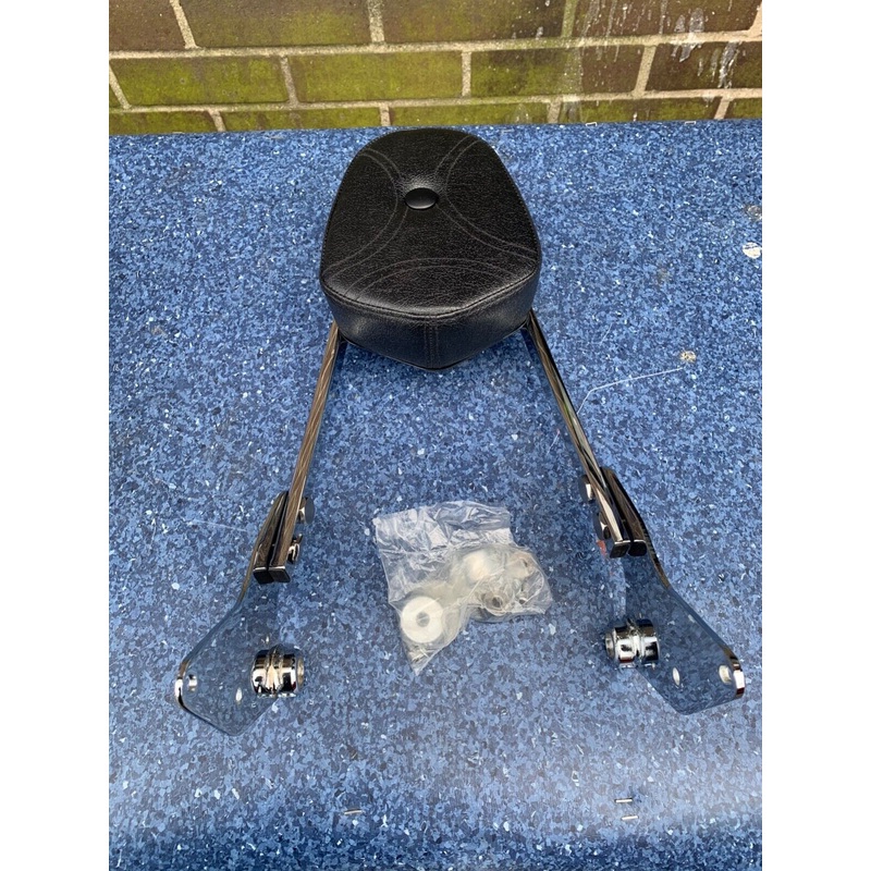 SUZUKI S50 INTRUDER  Passenger Backrest Sissy Bar Highway Hawk 523-1007