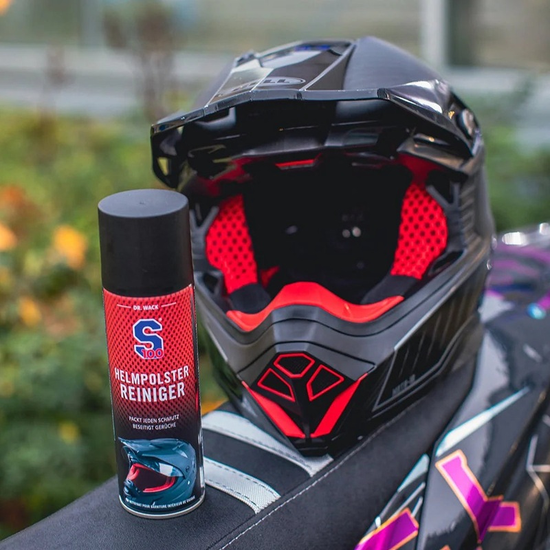 Helmet Maintenance:- Lining Cleaner