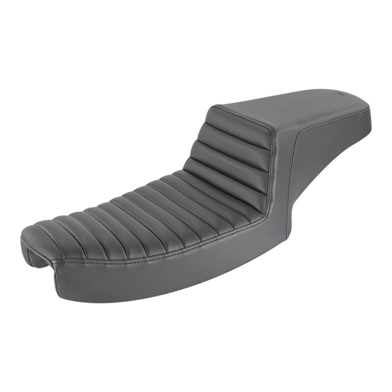 SADDLEMEN – Step-Up Seat  Front Tuck-n-Roll – Black – Dyna